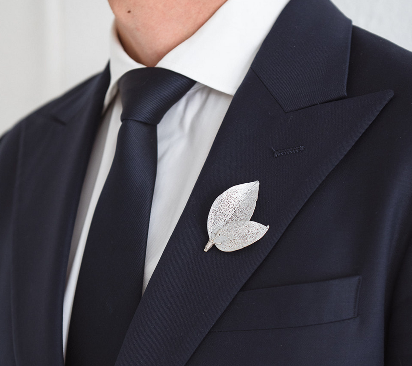 Boutonnier Hojas Plata