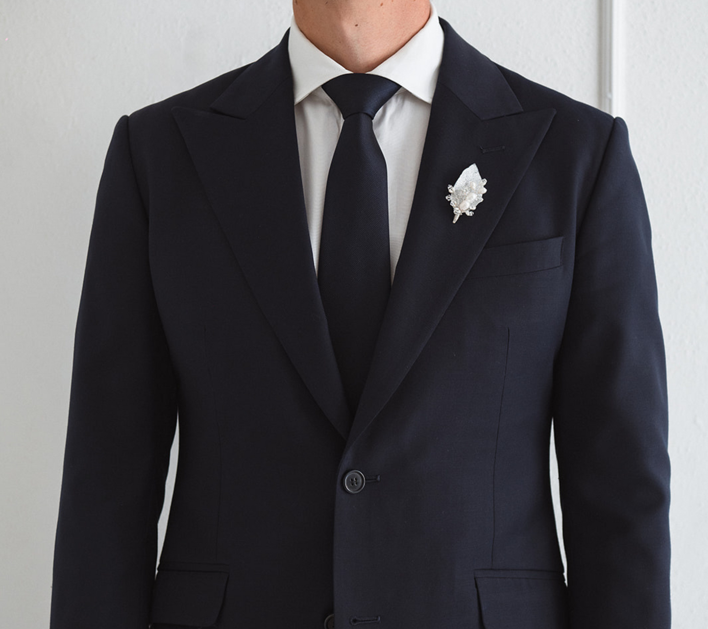 Boutonnier Plata con Cristal